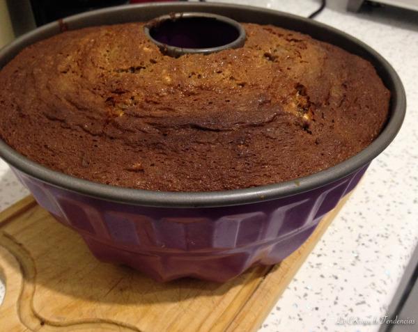 bundt cake de chocolate y plátano