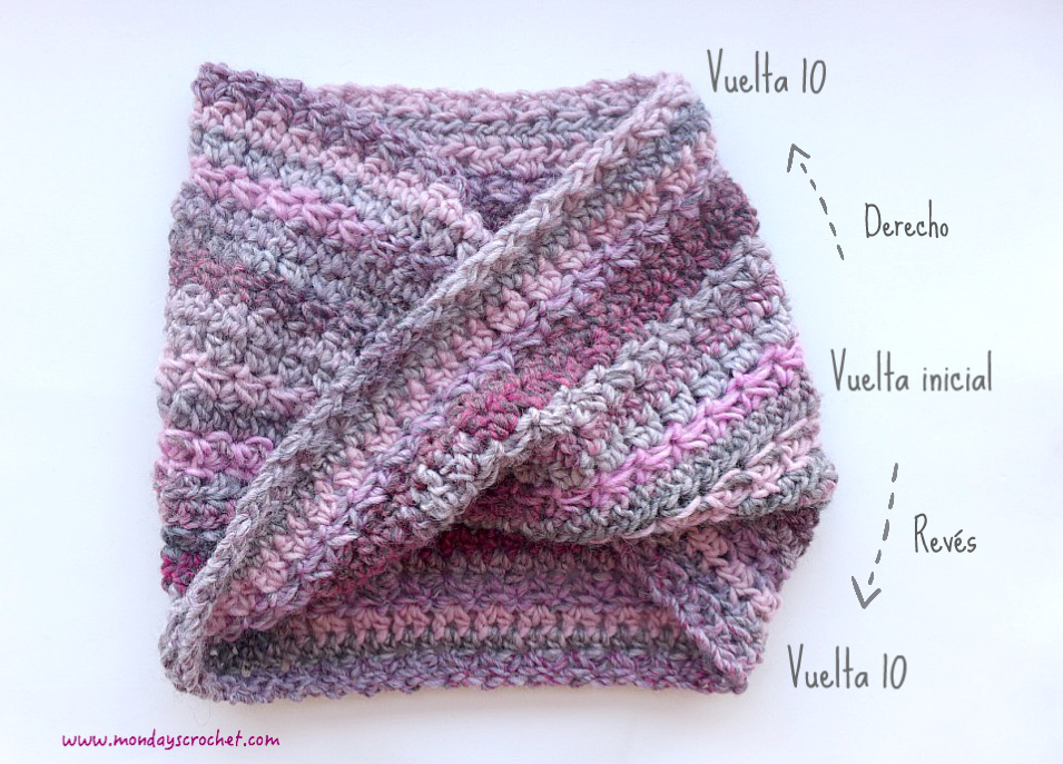 Cuello con vueltas y texto