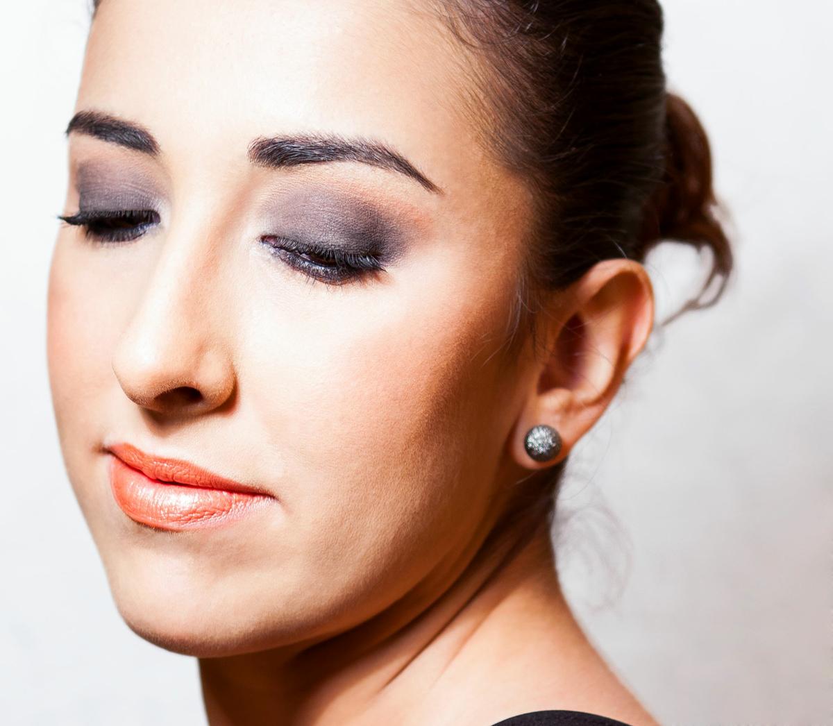 maquillaje smoky naranja naked urban decay max factor gal oriflame rimmel look rapido fotos colorete maquilaje