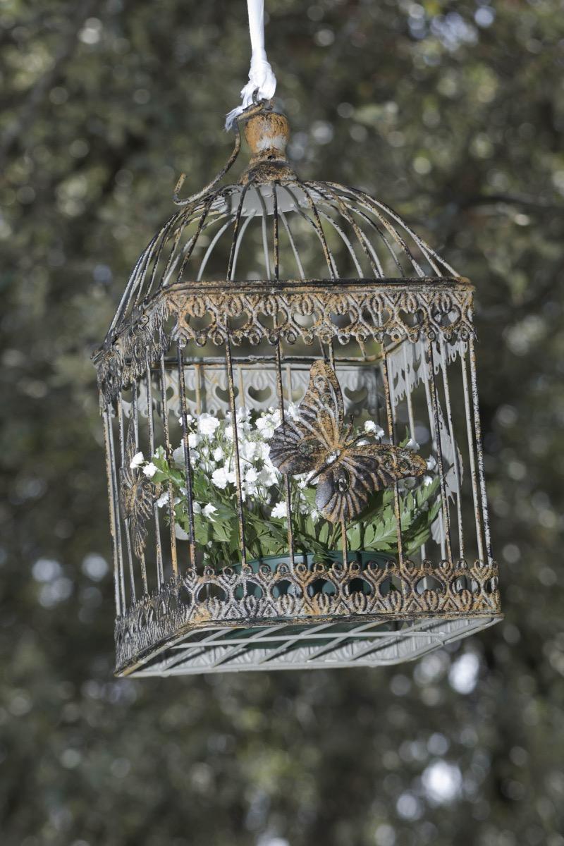 colores-de-boda-84-organizacion-bodas-decoracion-suspendida-jaulas-cestos-4