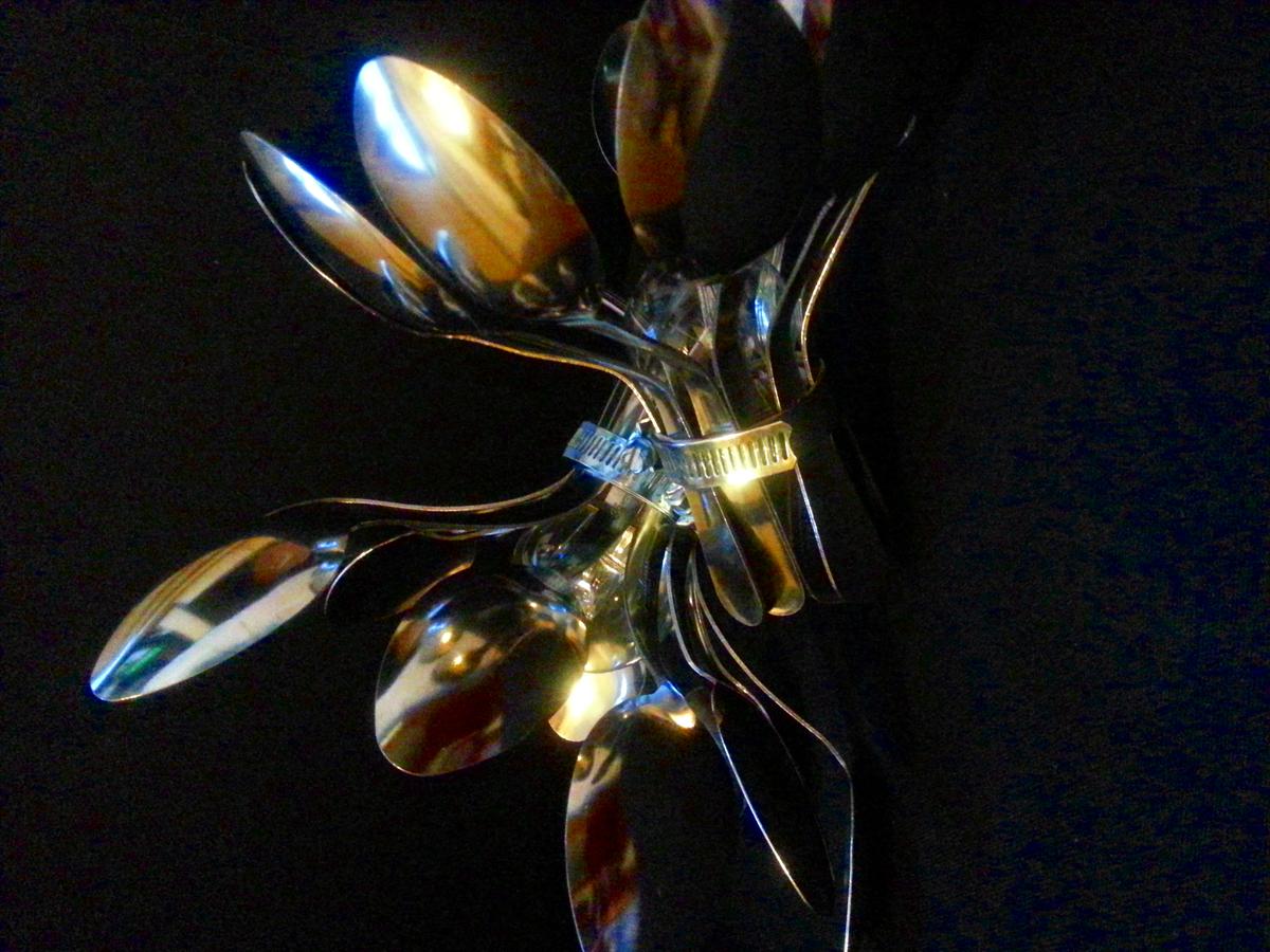 De cucharas a lámparas