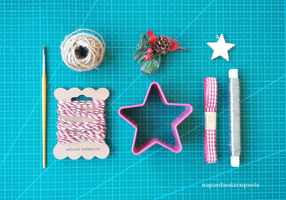 Adorno diy de navidad. Colgante estrella para árbol de navidad.