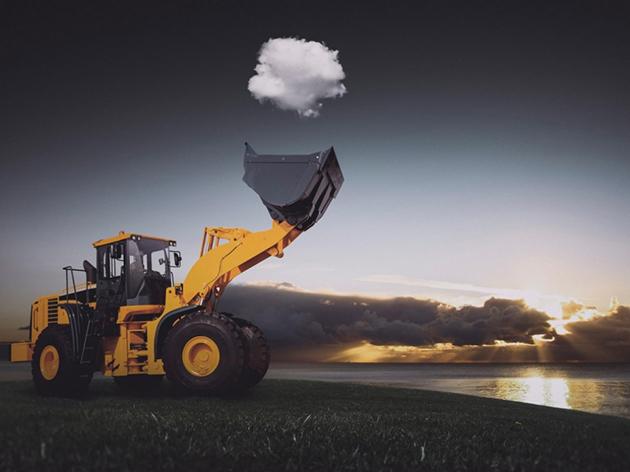 tractor y nube - perspectiva