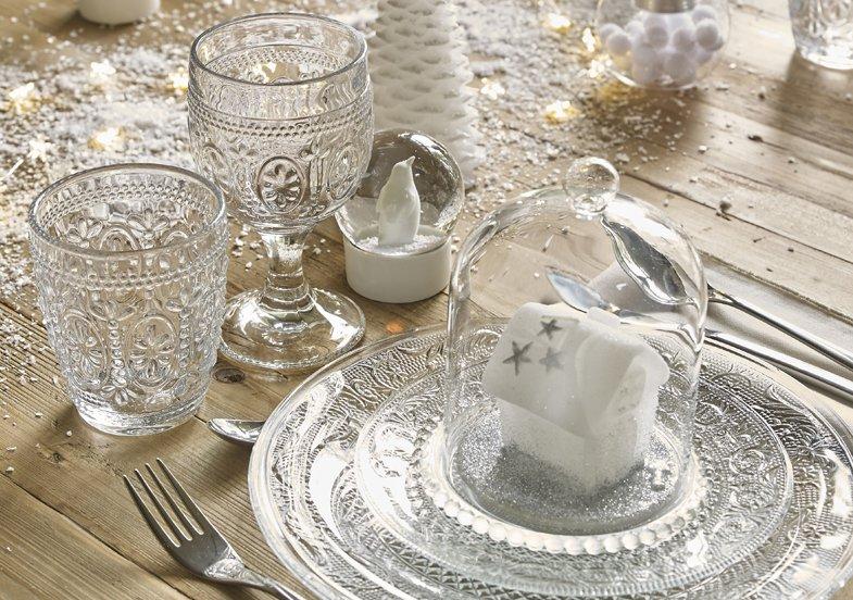 mesas decoradas para Navidad maisons mesa plata y cristal