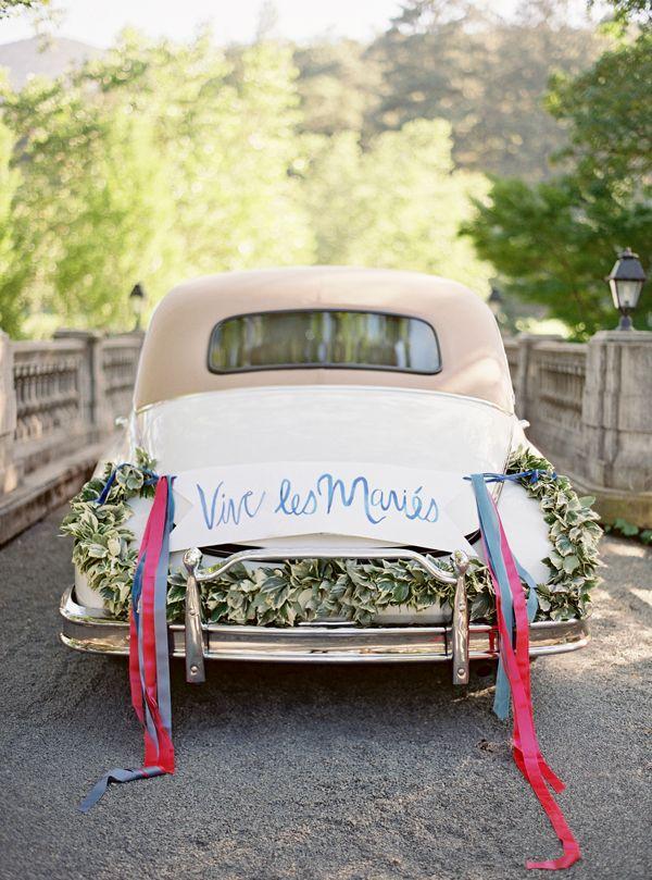 Just Married, Recién Casados, I Do, Bon voyage, Vive les Mariés, We Did, Happily Ever After, Garland, Guirnalda, wedding, getaway car, bike, truck, coche, novios