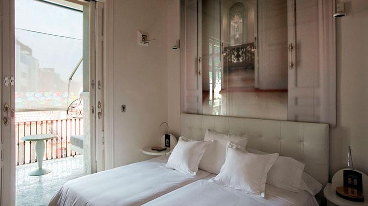 Homelifestyle-Magazine-barcelona-hotel-el-palauet-suite