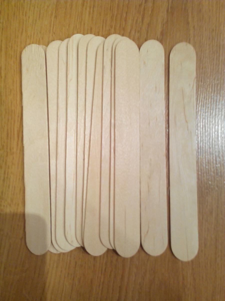 manualidades con palos de madera