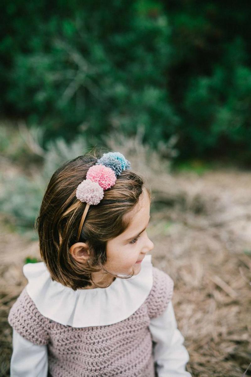 Cómo hacer pompones de lana en All Lovely Party