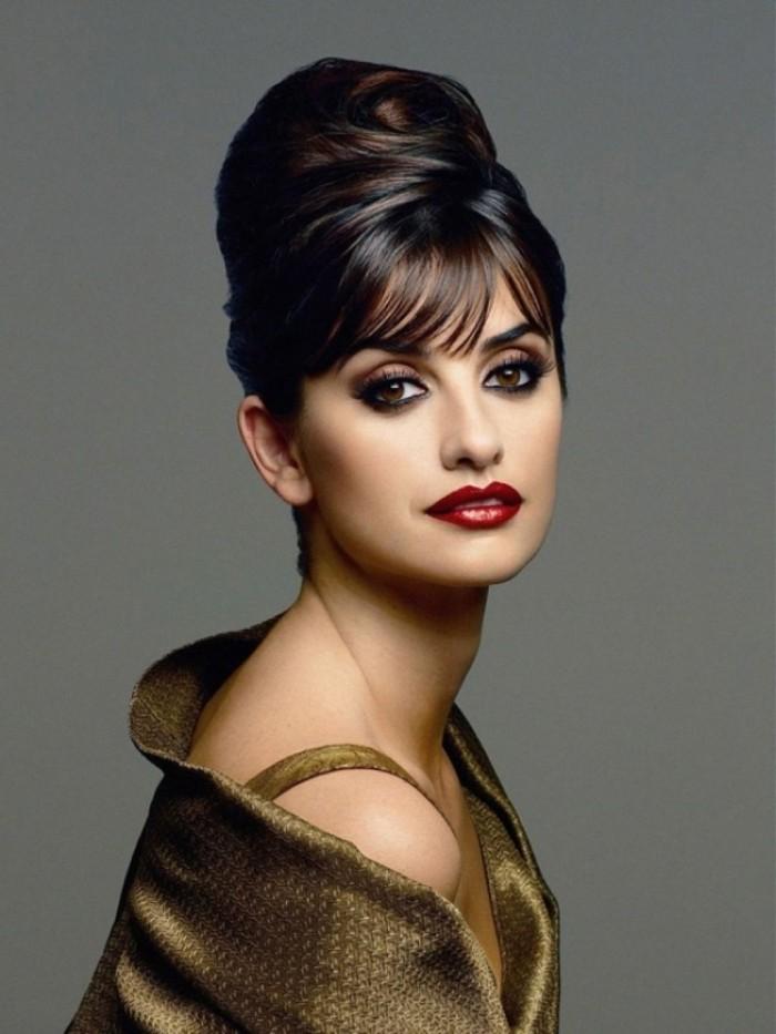 recogidos para bodas moño alto penelope cruz