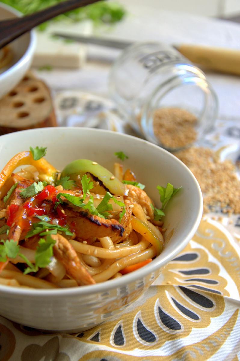 lacucharazul_tallarines_udon_pollo_verduras_1
