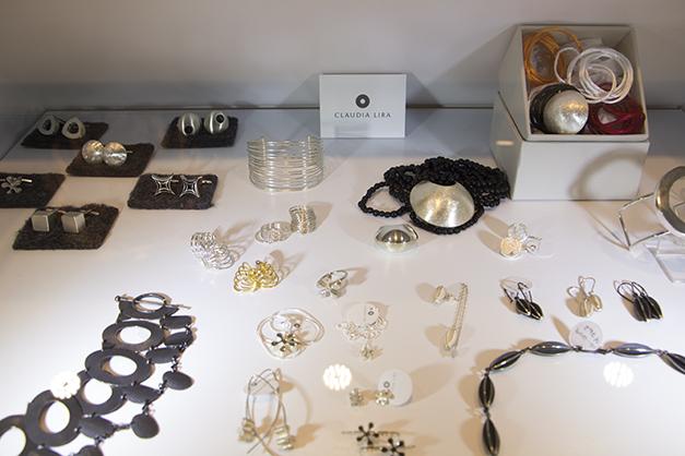 5 Galería. Joyas de de diseño_Claudia Lira_Joanne Mc Kay_Zaunick_PuroDiseño_Ana López_fashion blogger peruana_peru fashion blogger_blog fashion everywhere_www.fashioneverywhere.pe_1 (12)