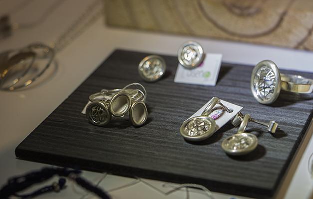 5 Galería. Joyas de de diseño_Claudia Lira_Joanne Mc Kay_Zaunick_PuroDiseño_Ana López_fashion blogger peruana_peru fashion blogger_blog fashion everywhere_www.fashioneverywhere.pe_1 (19)