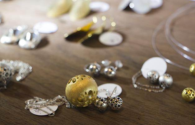 5 Galería. Joyas de de diseño_Claudia Lira_Joanne Mc Kay_Zaunick_PuroDiseño_Ana López_fashion blogger peruana_peru fashion blogger_blog fashion everywhere_www.fashioneverywhere.pe_1 (14)