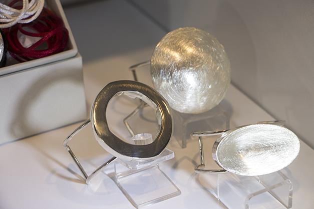 5 Galería. Joyas de de diseño_Claudia Lira_Joanne Mc Kay_Zaunick_PuroDiseño_Ana López_fashion blogger peruana_peru fashion blogger_blog fashion everywhere_www.fashioneverywhere.pe_1 (13)