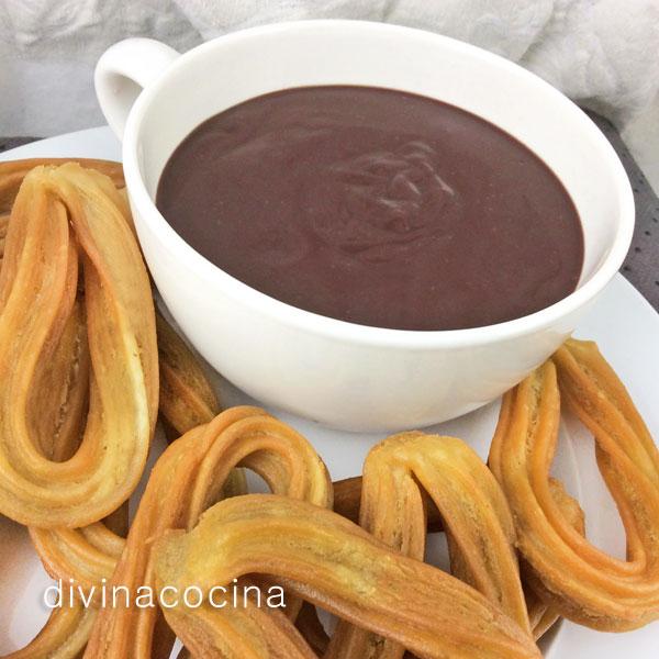 chocolate-a-la-taza-con-churros