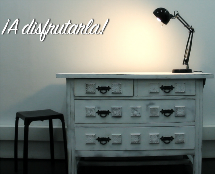 Comoda vintage con chalk paint spray