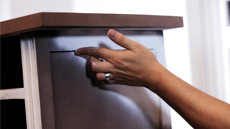 Comoda vintage con chalk paint spray 16