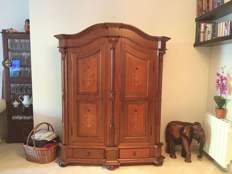 This is how we decorate our Christmas tree, DIY ornaments, craft ornaments and a mix of tids and bits | Via www.sweethings.net