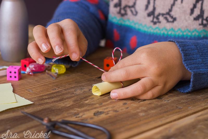 manualidad navideña con botes de actimel