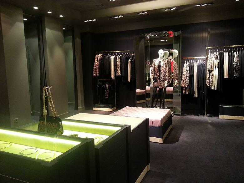 pedro_del_hierro_interior_comercial_sensaciones