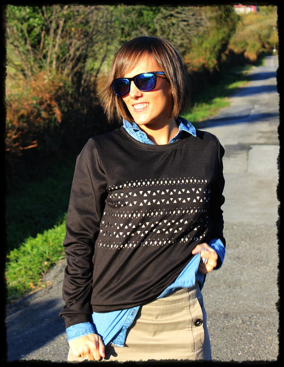Look con sudadera chic