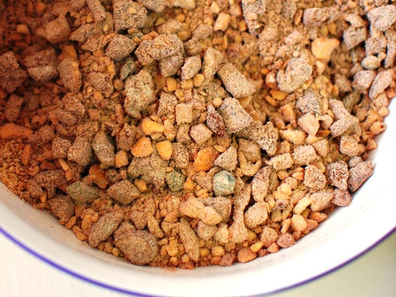 Mezcla de ingredientes secos.