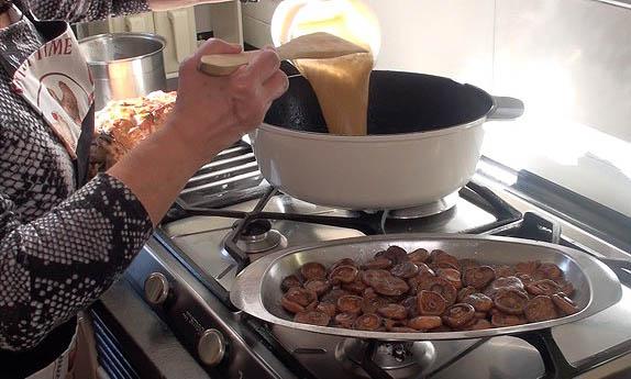 Lomo relleno de jamón y setas78