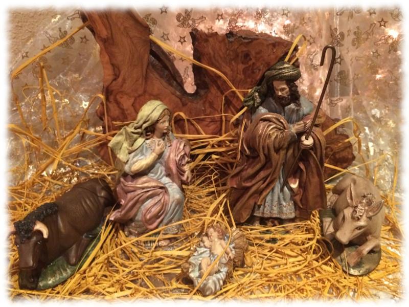 Nacimiento de marmolina estilo tradicional