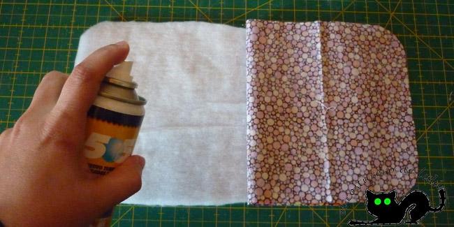 Pegamos las dos capas de tela a la guata