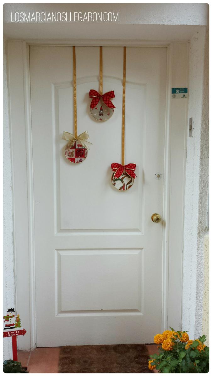Decoración navideña de puerta