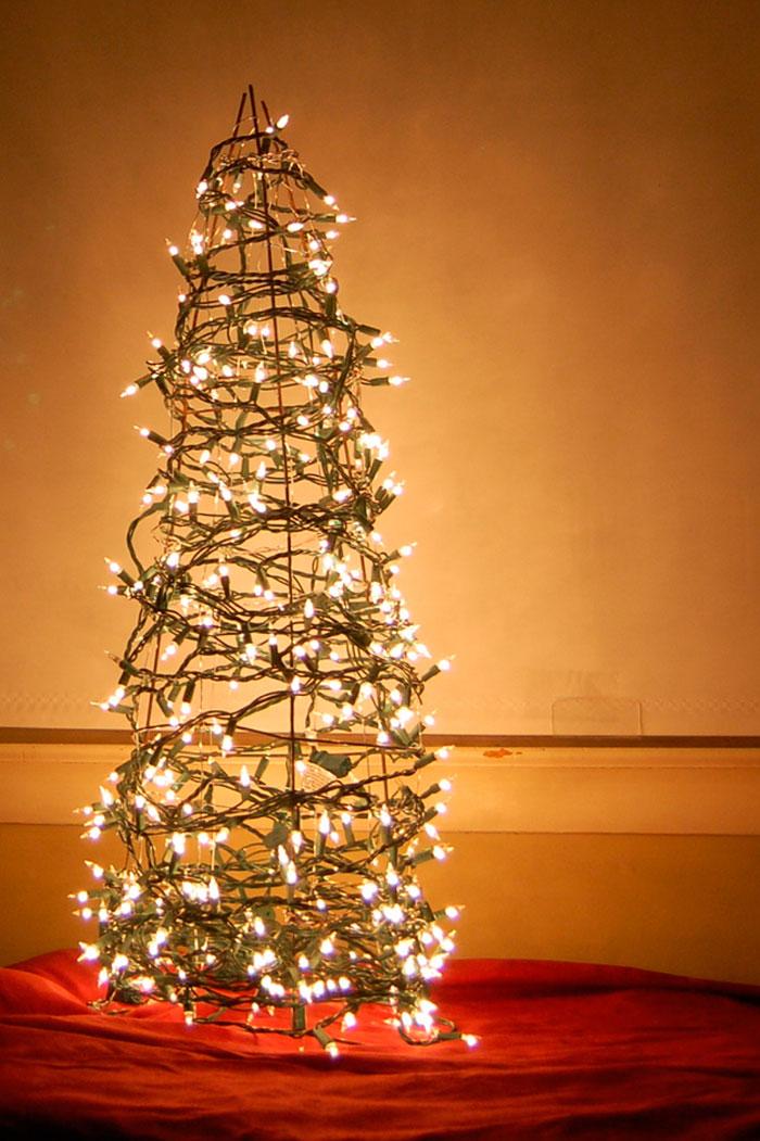 DIY alternative Christmas trees made out of recycled or up cycled objects | Via www.sweethings.net