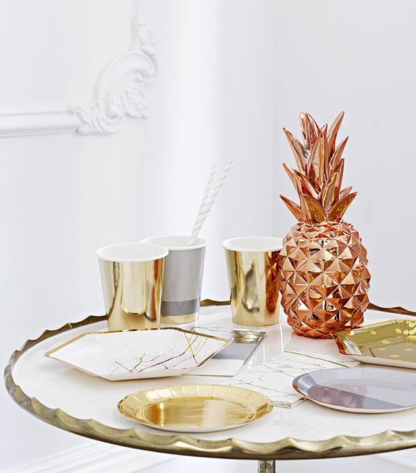 Decoración fiestas dorado y plateado