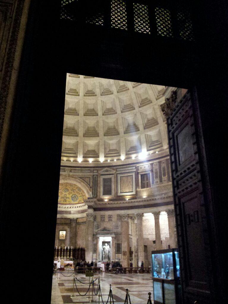 romaen48horas-panteonpordentro