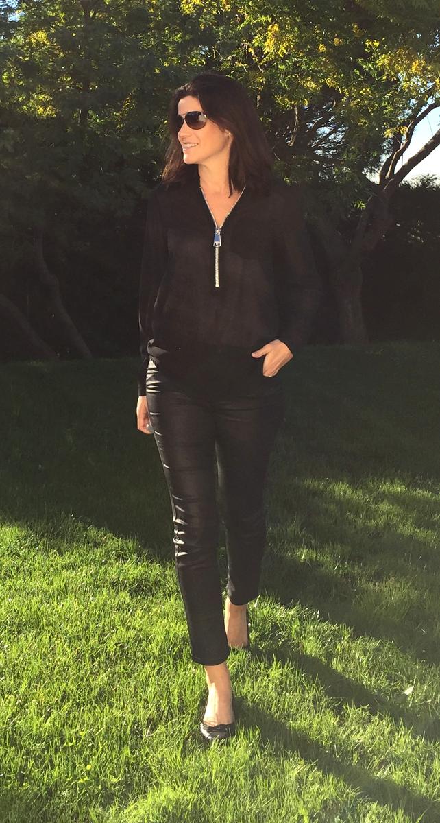 BLUSA NEGRA CREMALLERA