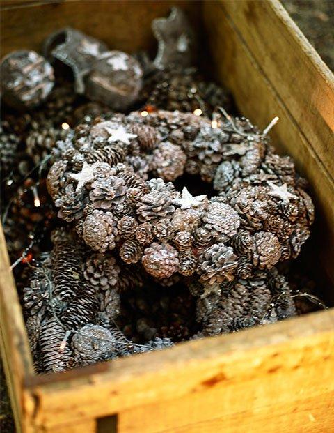 decorar el exterior corona pinas zara home