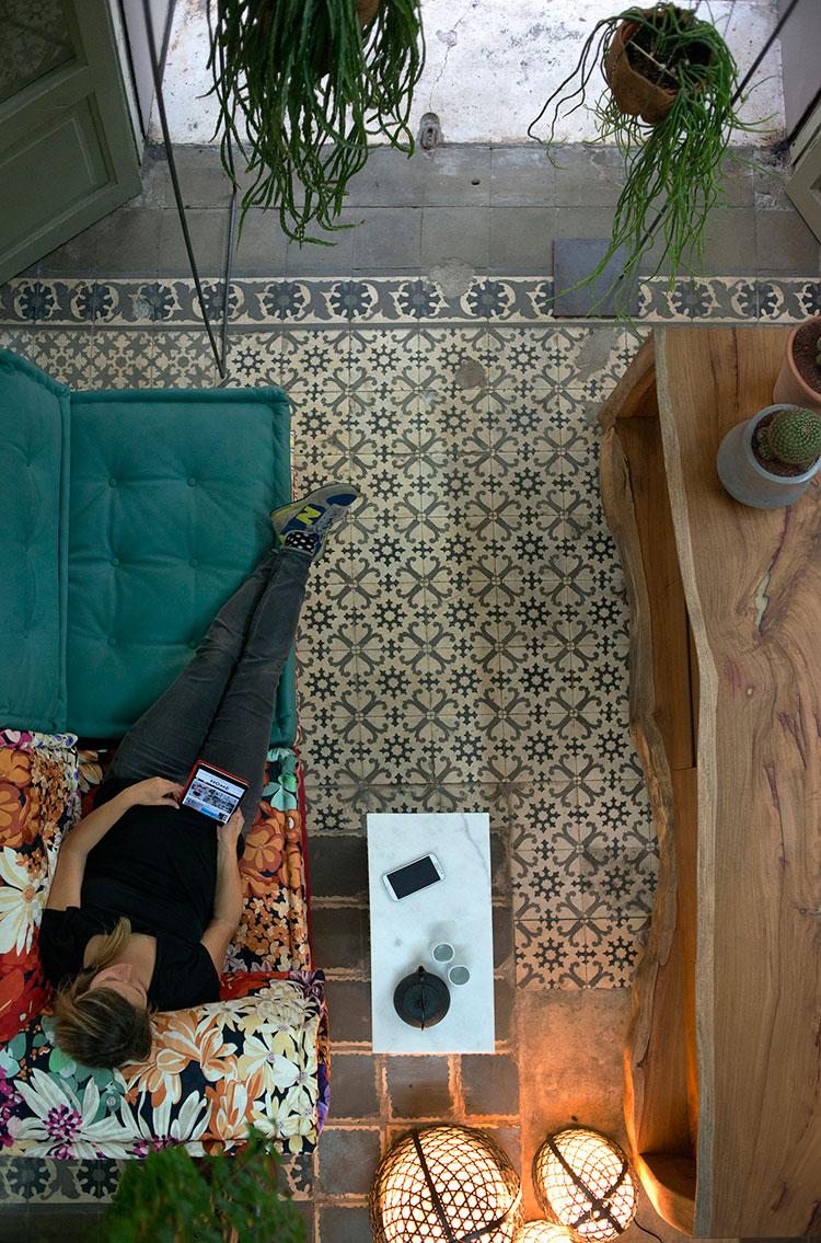 HomeLifeStyle-Magazine-Loft-Botanic-sofa-Majong