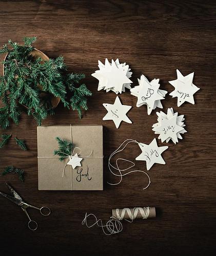 05-christmas-wrapping- paper