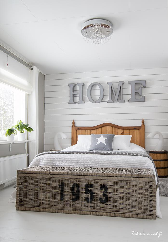 decoración con estrellas en una casa de estilo nórdico 14