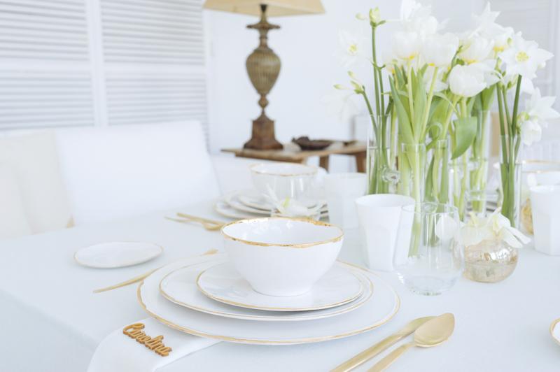 A white minimalist christmas en All Lovely Party