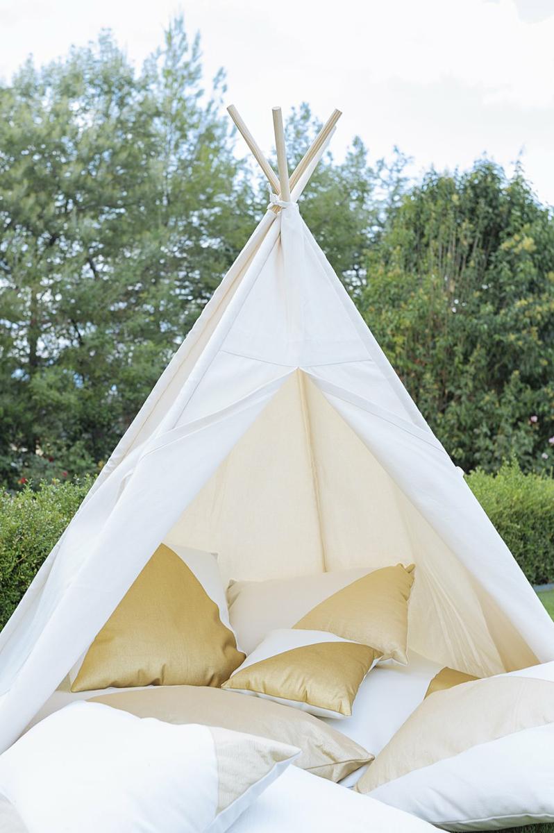 A white minimalist christmas en All Lovely Party