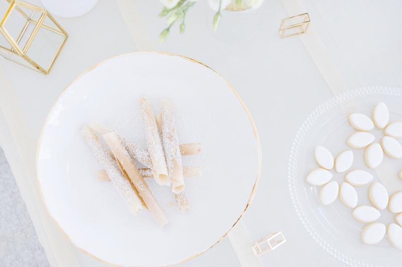 A white minimalist christmas en All Lovely Party