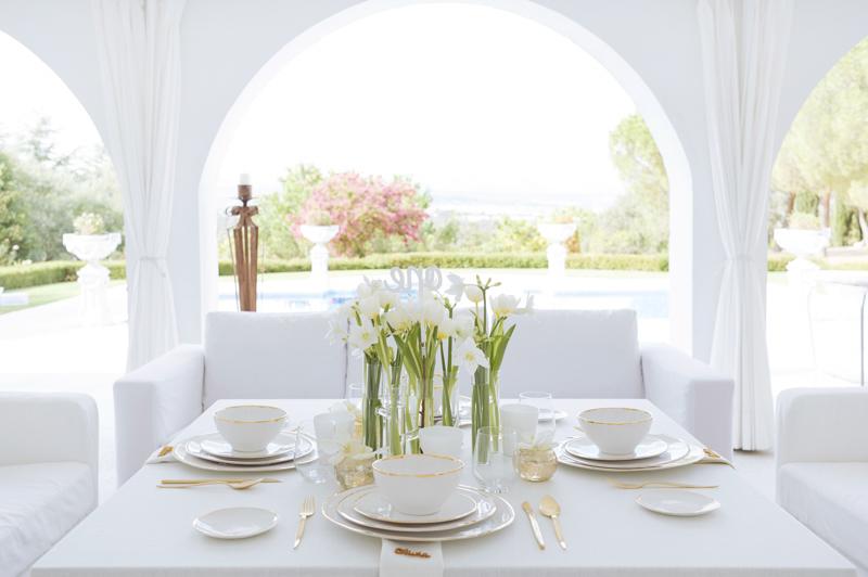 A white minimalist christmas en All Lovely Party