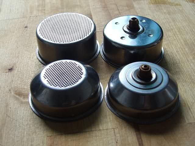 Fotos de un filtro presurizado y otro filtro sin presurizar