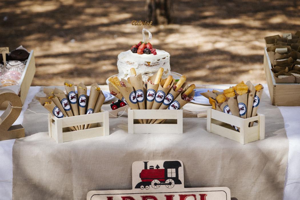 Un cumple infantil con trenes en All Lovely Party
