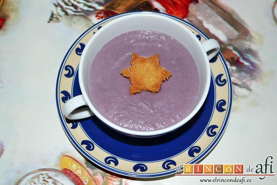 Crema de col lombarda, sugerencia de presentación