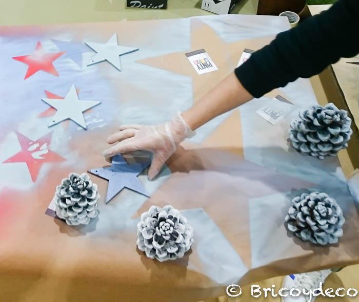 pintar piñas con spray