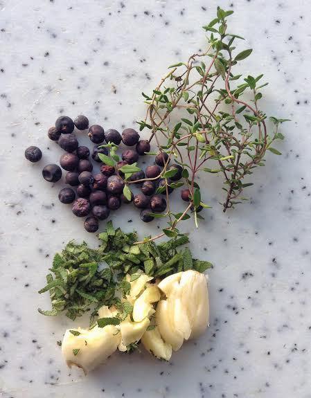 juniper seeds, enebro