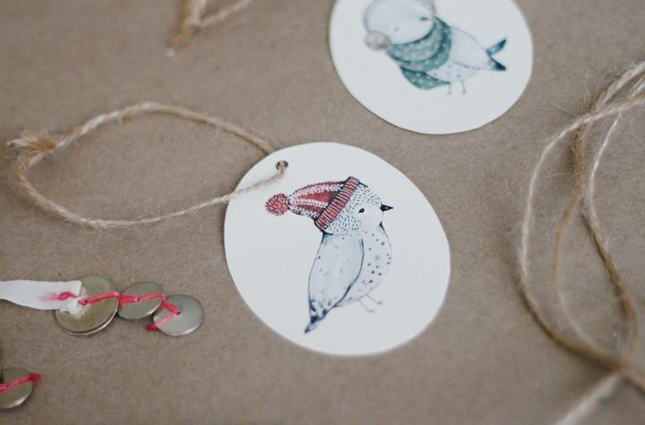 Etiquetas de Navidad gratuitas en All Lovely Party