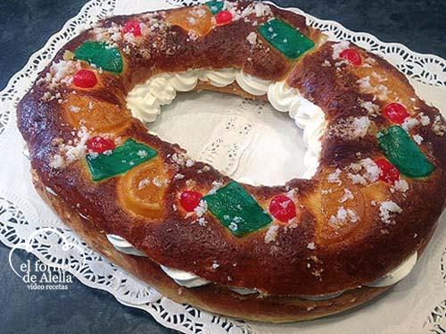 roscon de reyes relleno de nata (crema de leche)