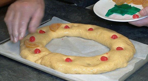 roscon de reyes relleno de nata (crema de leche)109